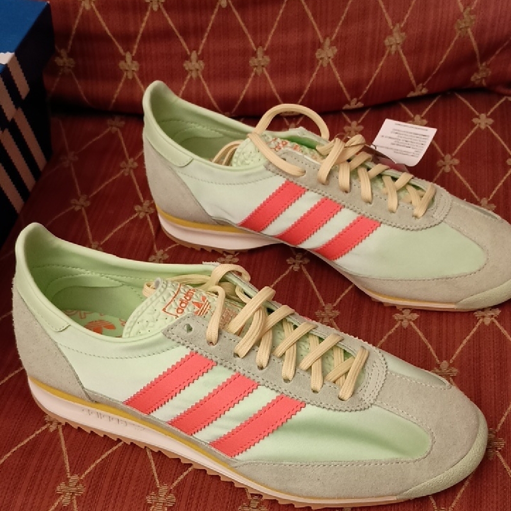 Adidas SL 72 OG Mint and Coral Sneakers - Picture 2 of 7